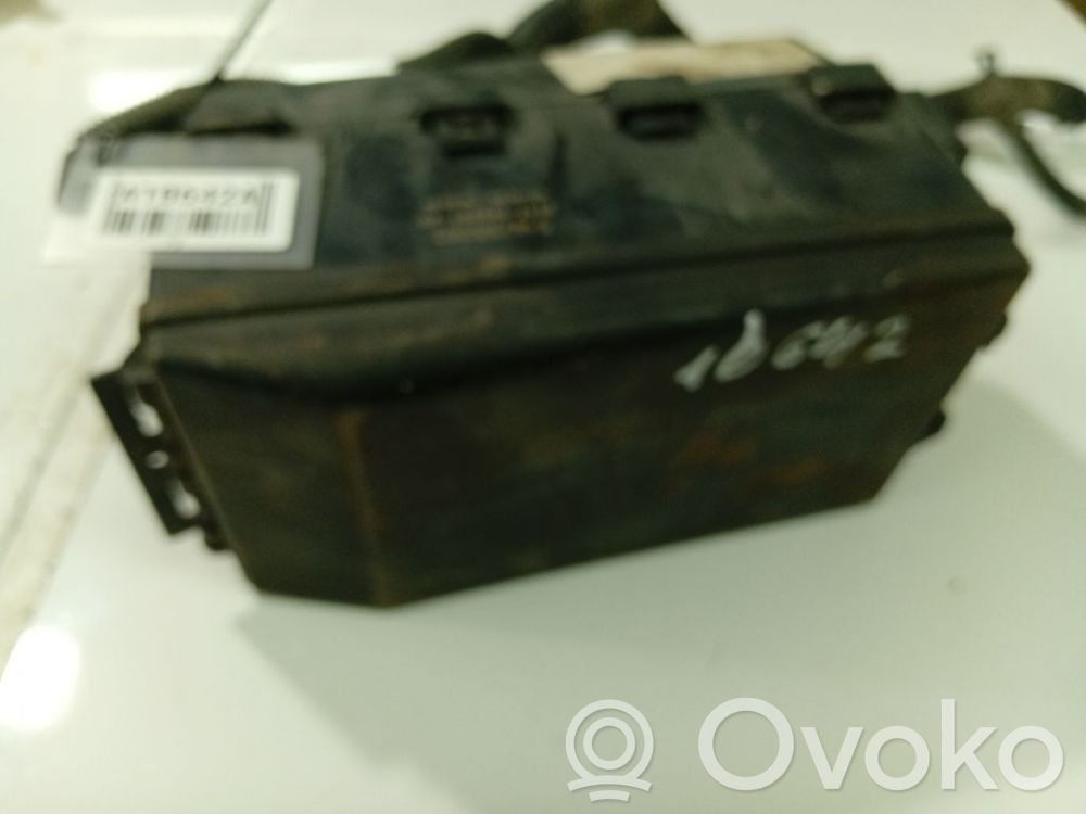 Ford Transit -  Tourneo Connect Coperchio scatola dei fusibili 