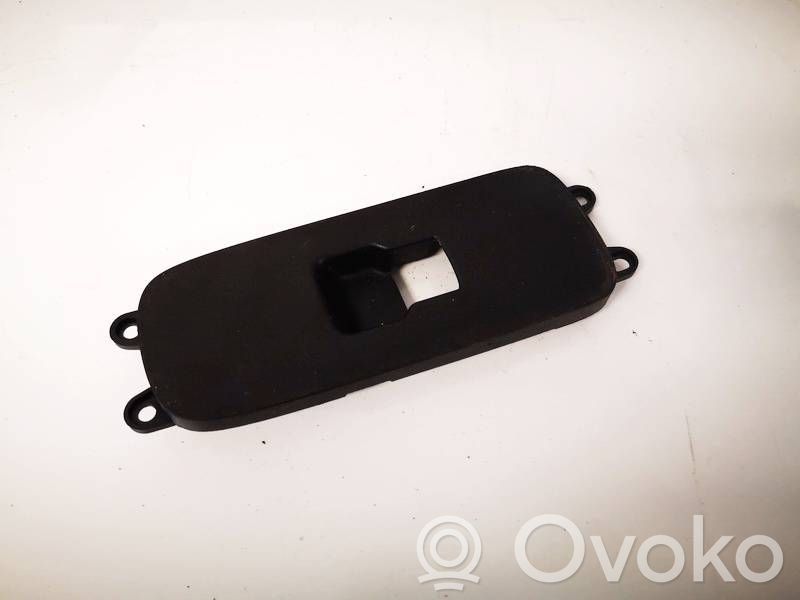 Volvo C30 Rivestimento pulsantiera finestrino della portiera anteriore 