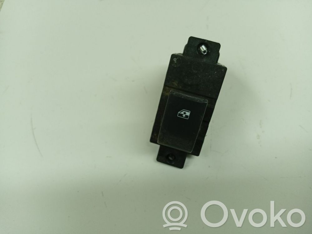 Electric window control switch   202005438,202005438,202005438