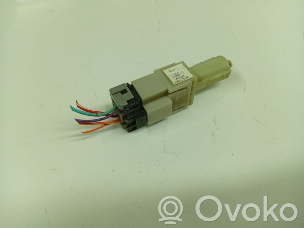 Opel Antara Comutator senzor pedală frână 