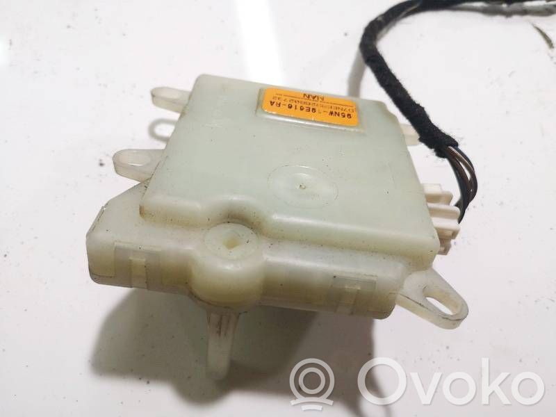 Seat Alhambra (Mk1) Moteur / actionneur de volet de climatisation