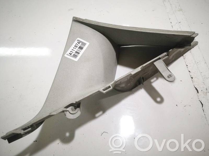 Seat Altea C-pilarin verhoilu 