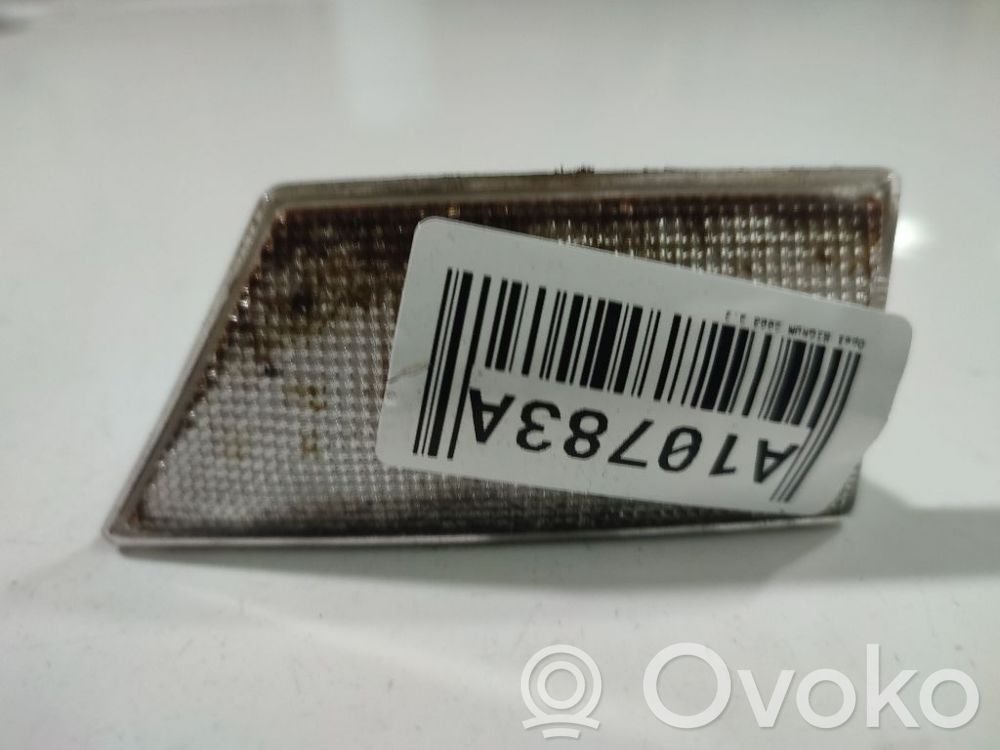 Opel Signum Feu clignotant répétiteur d'aile avant 