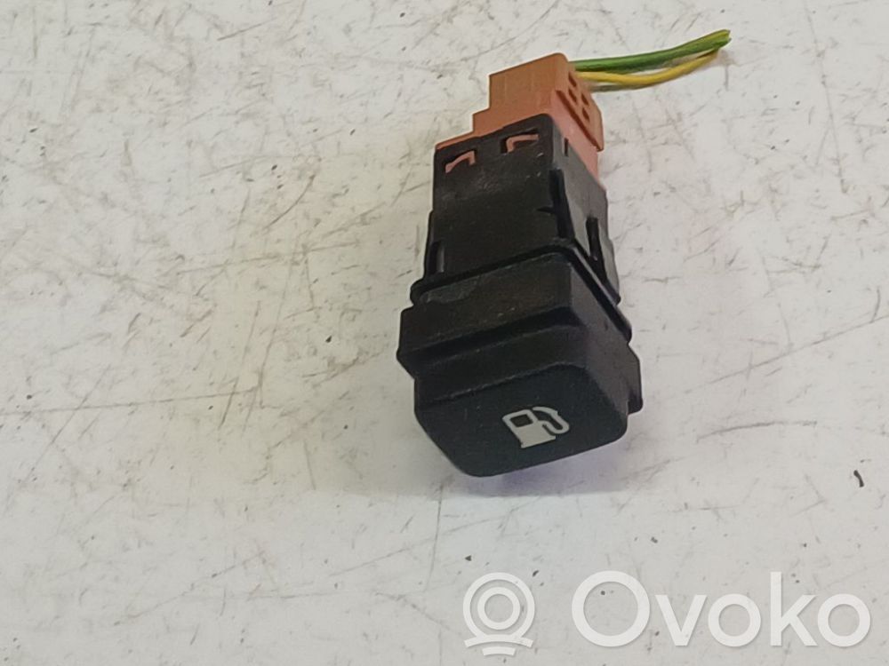 Citroen C4 Grand Picasso Bouton interrupteur de trappe à essence