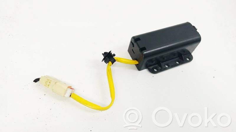 Mitsubishi Outlander Czujnik uderzenia Airbag 