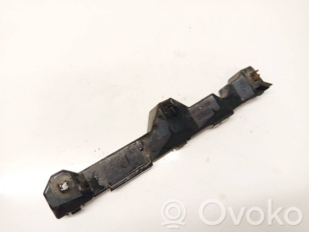 Lexus RX 300 Soporte del parachoques delantero 