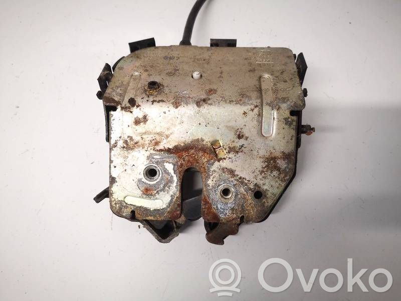 Ford Focus Spyna galinio dangčio 