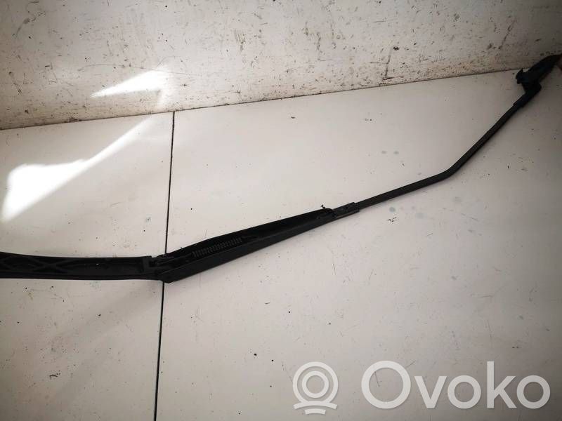 Tesla Model S Brazo del limpiaparabrisas delantero 