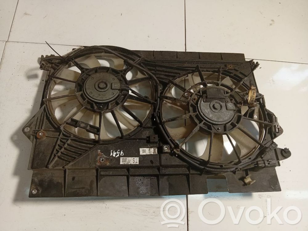 Toyota Avensis T270 Suport ventilator radiator 