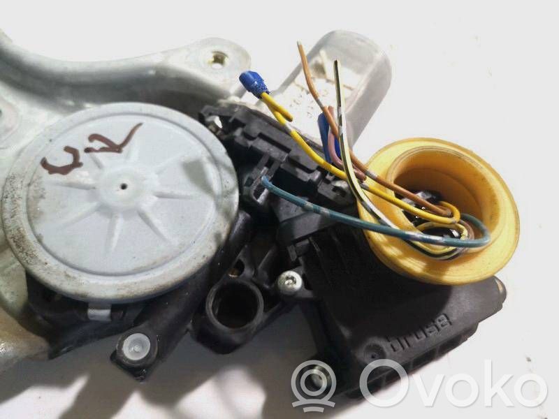 Toyota Corolla Verso AR10 Moteur de lève-vitre de porte arrière