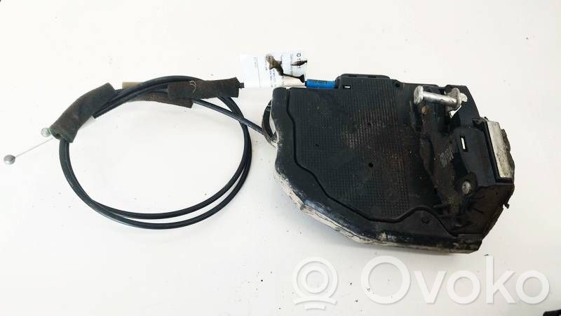 Toyota Avensis T270 Încuietoare ușă spate 