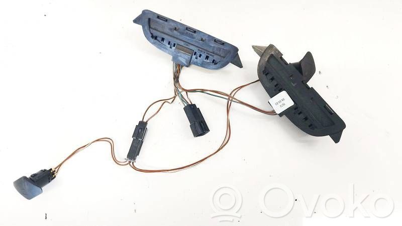 Boutons / interrupteurs volant   6014387,90561159,6014387,90561159