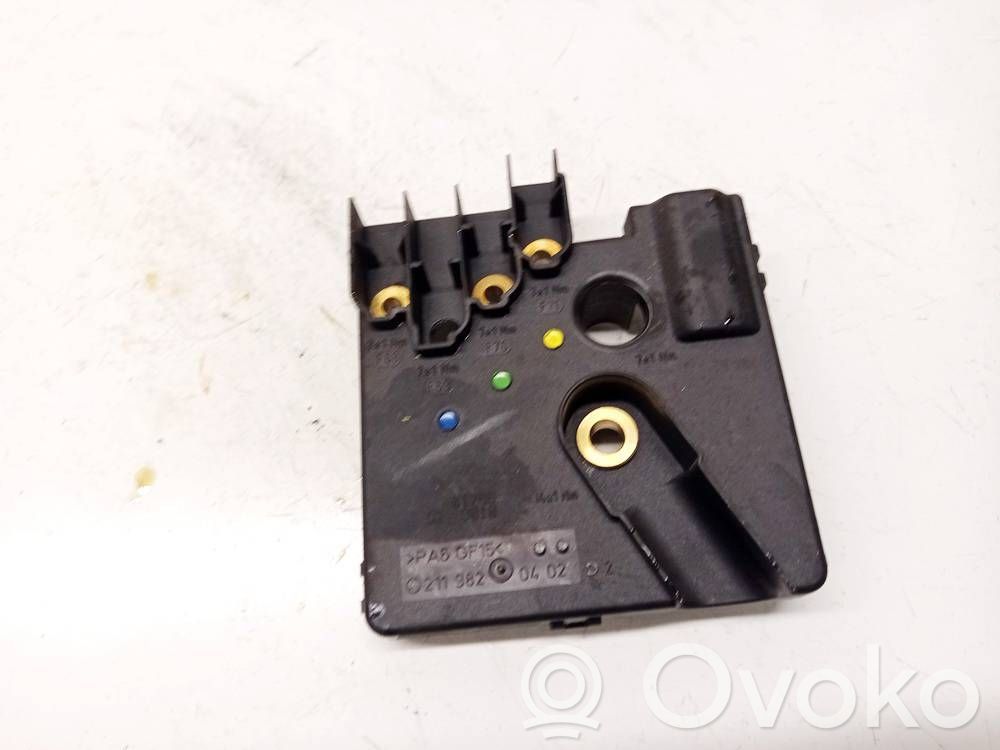 Mercedes-Benz E W211 Set scatola dei fusibili