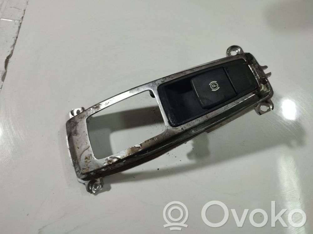 BMW X5 E70 Comutator frână parcare 