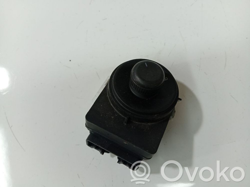 Interruttore specchietto retrovisore   13271827,13271827,211723