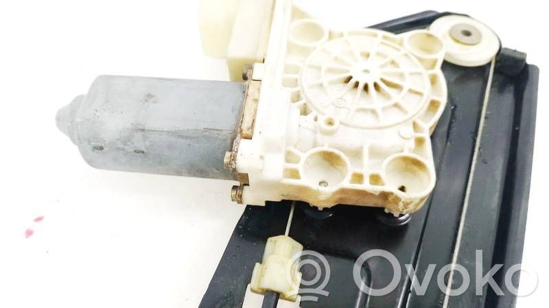 Motor macara geam ușă spate   5WK1052,5WK1052