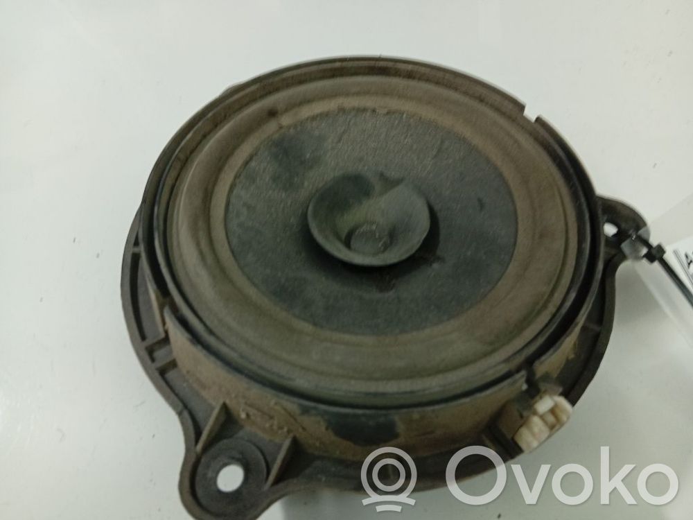 Nissan Tiida C11 Altoparlante portiera anteriore 
