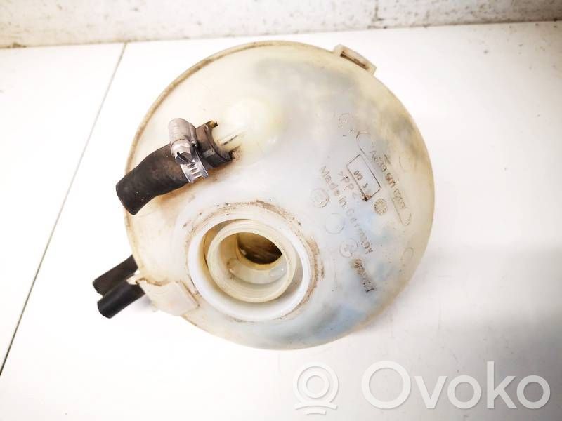 Mercedes-Benz Vito Viano W639 Vase d'expansion / réservoir de liquide de refroidissement 