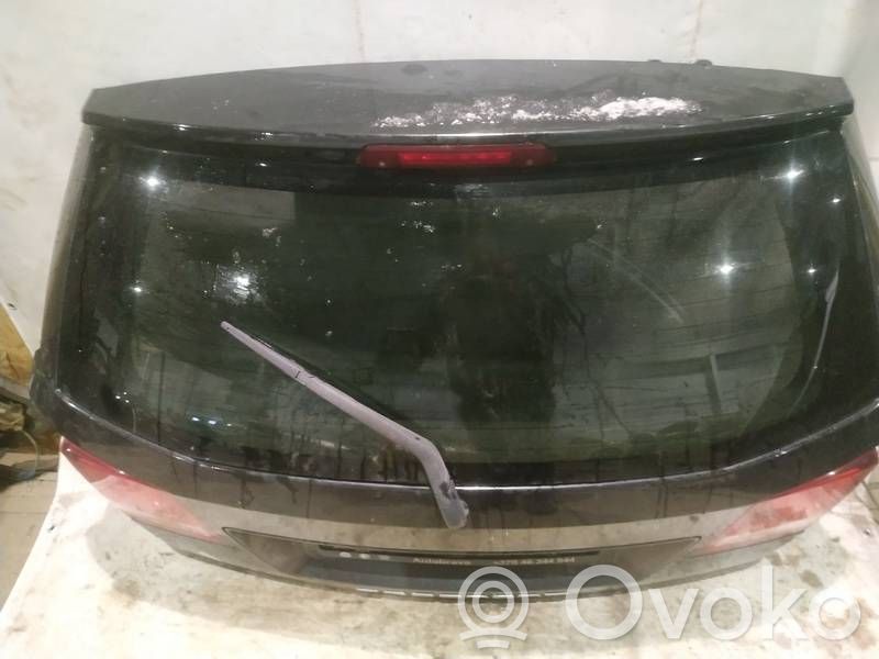 Fiat Freemont Takaluukun/tavaratilan kansi