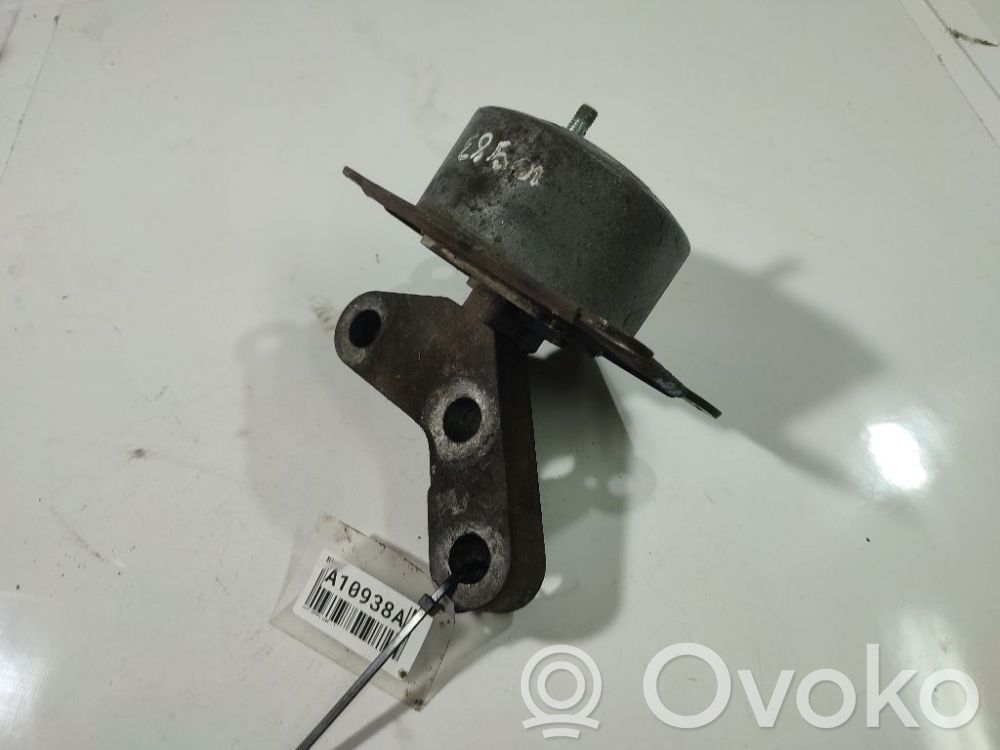 Opel Zafira B Wspornik / Mocowanie silnika 