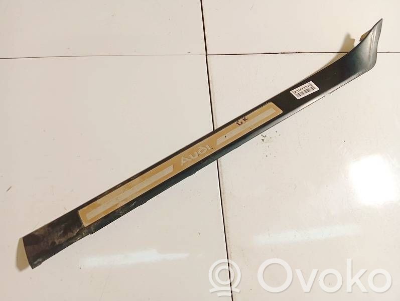 Audi A8 S8 D3 4E Moldura protectora del borde trasero 