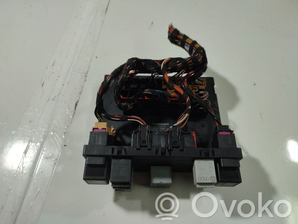 Moduł / Sterownik komfortu   161710051320,161710051320,3C0937049D,H37S1002