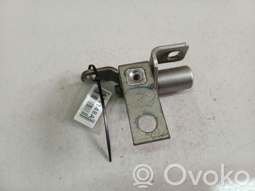 Bisagra superior puerta delantera   A046575,A046575,A046575