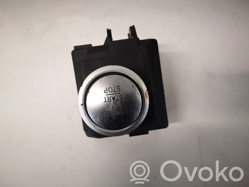 Mercedes-Benz A W176 Interruttore a pulsante start e stop motore 
