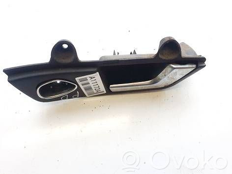Manecilla interna puerta delantera   8E1837020,8E1837020