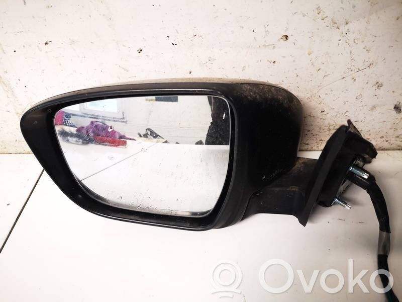 Nissan X-Trail T32 Specchietto retrovisore elettrico portiera anteriore 