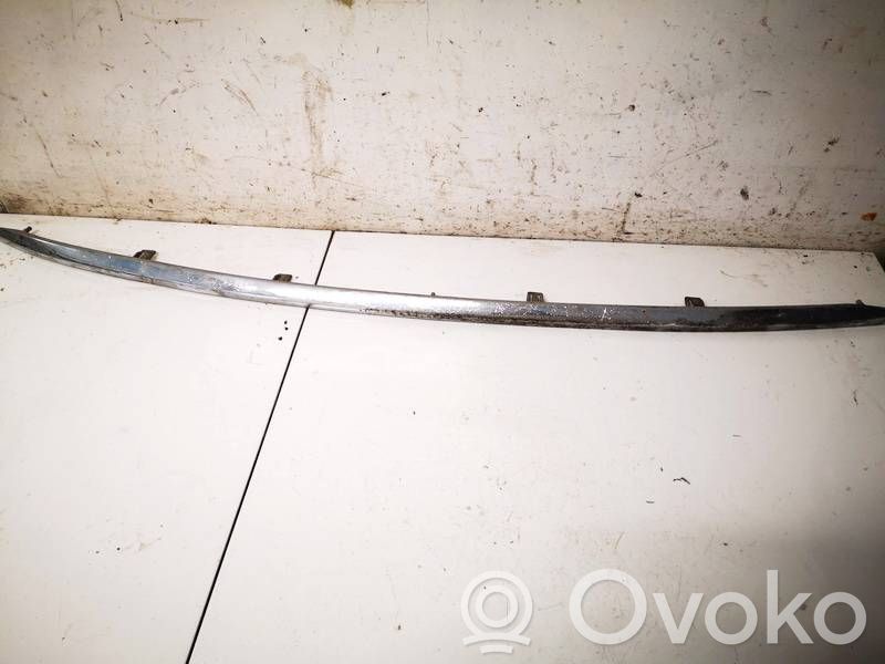 Nissan X-Trail T32 Modanatura separatore del paraurti anteriore