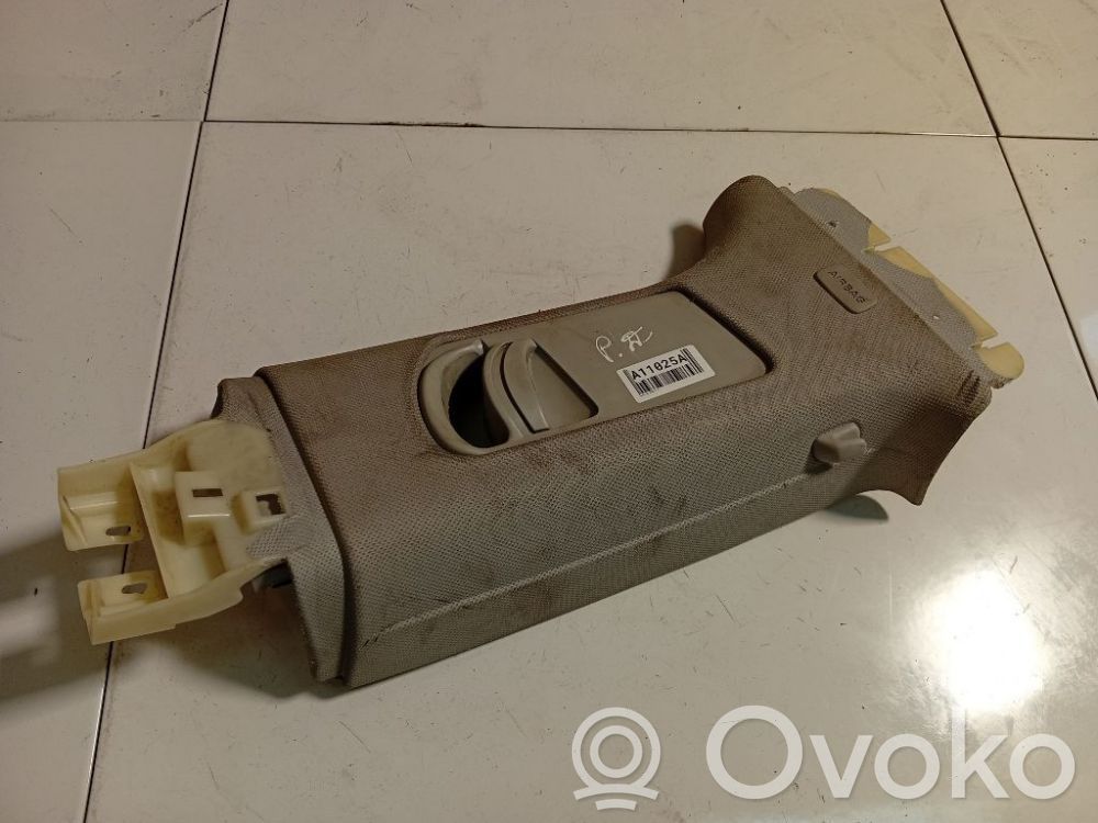 Audi A3 S3 8P Pilar (B) (superior) 