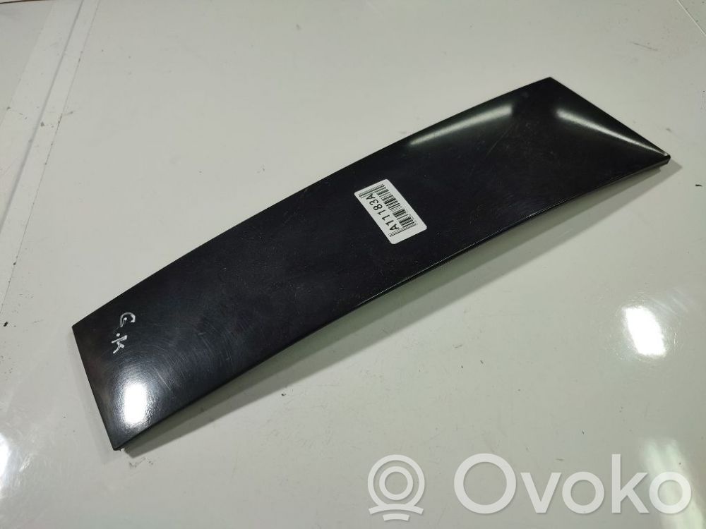 Skoda Roomster (5J) Listwa / Uszczelka szyby drzwi tylnych