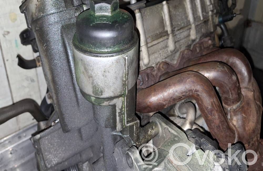 Volkswagen Jetta V Deckel Ölfiltergehäuse 