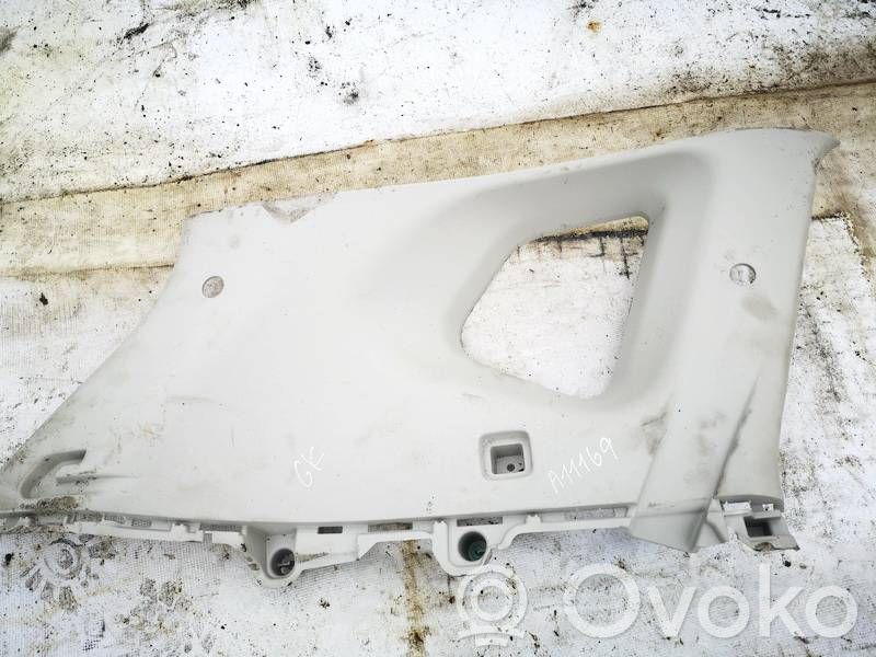 Nissan X-Trail T32 Capac stâlp (D) (inferior) 