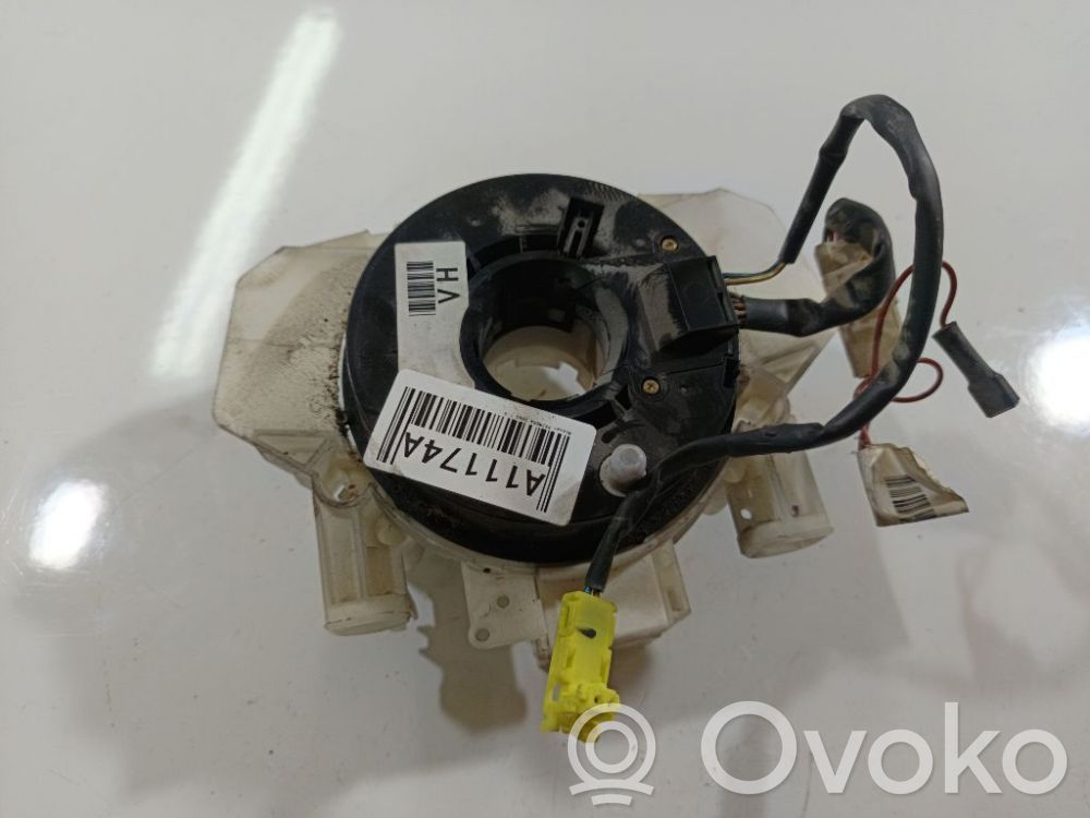 Nissan Primera Innesco anello di contatto dell’airbag (anello SRS) 