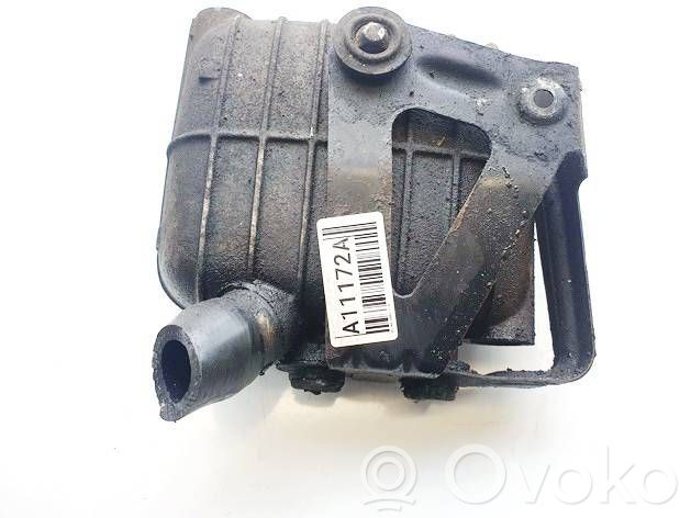 Audi A4 S4 B6 8E 8H Tyhjiösäiliö 