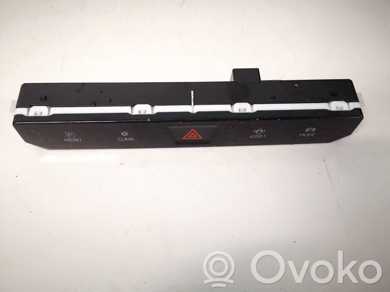 Botón interruptor de luz de peligro   10A925200D,10A925200D