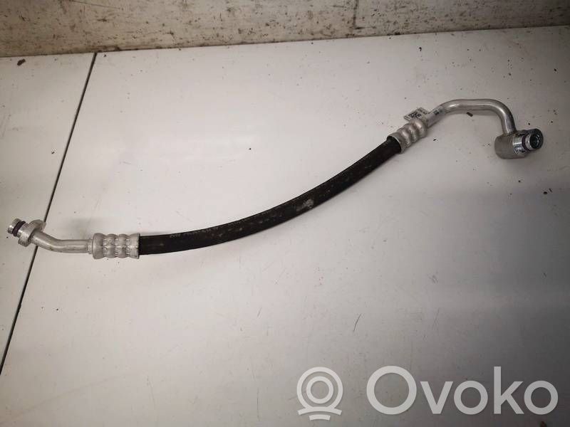 Tuyau de climatisation   1EA816721,1EA816721