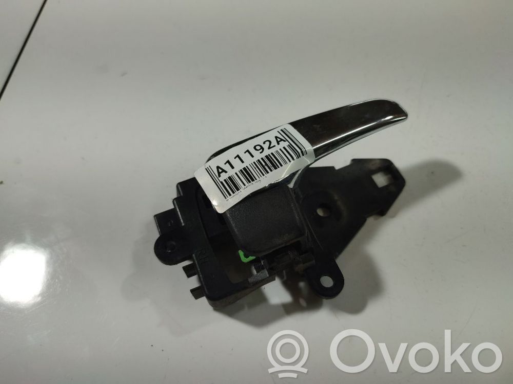 Mitsubishi Grandis Maniglia interna per portiera anteriore 