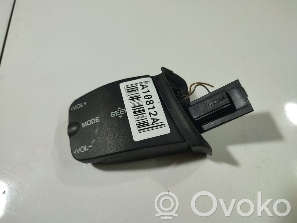 Ford Focus Interrupteur / bouton multifonctionnel
