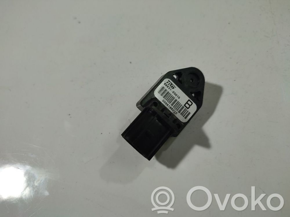 Toyota Corolla Verso AR10 Senzor impact/declanșare airbag 
