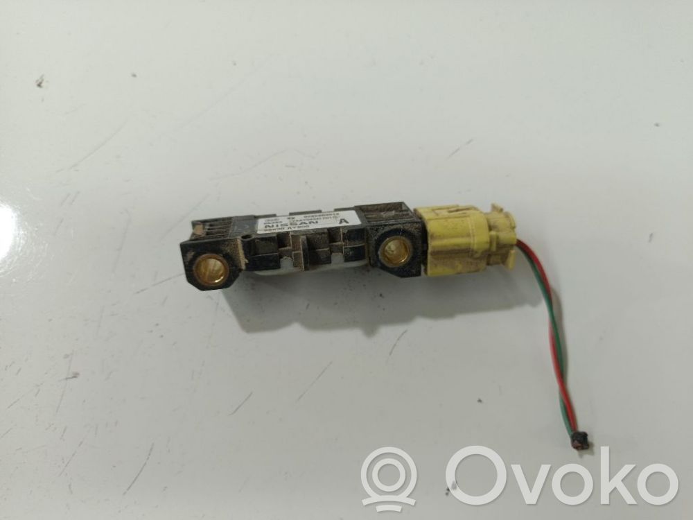 Nissan Primera Senzor impact/declanșare airbag
