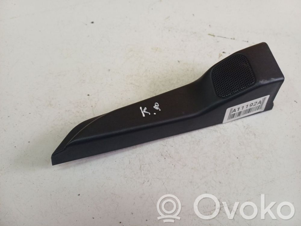 Mitsubishi Grandis Copertura/rivestimento altoparlante laterale