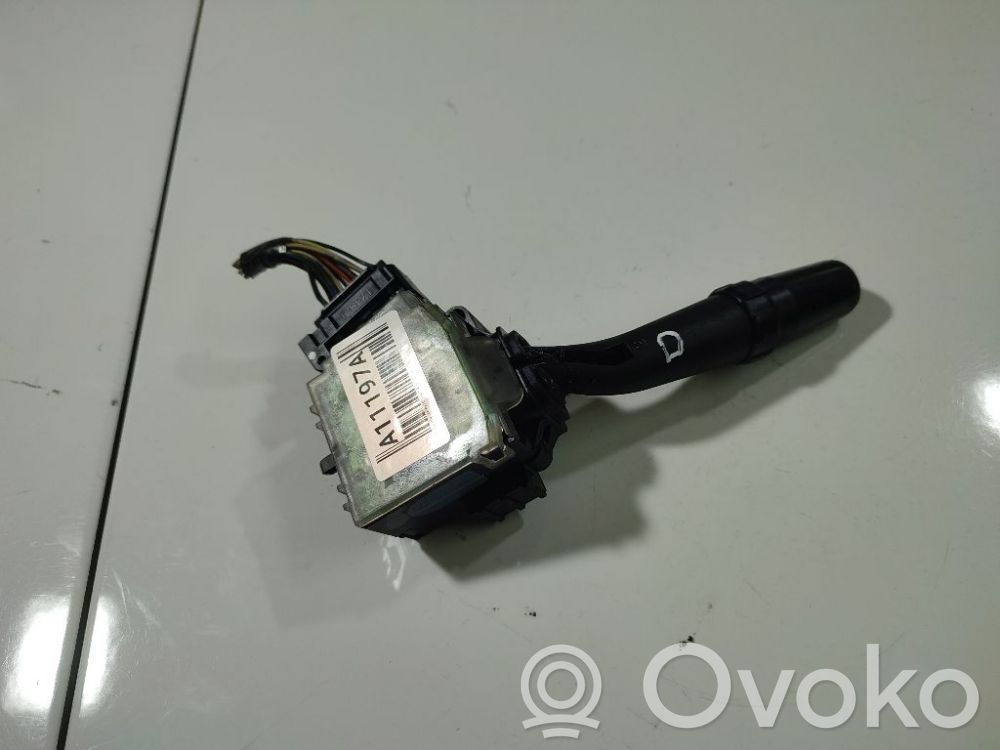 Toyota Avensis T250 Commodo d'essuie-glace