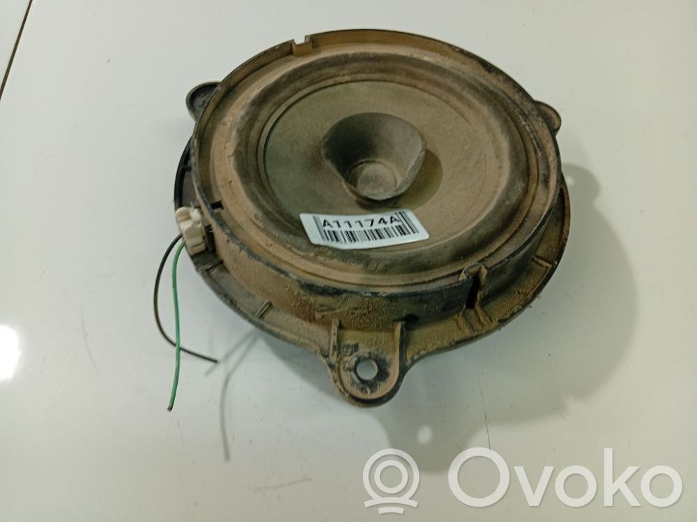 Nissan Primera Altoparlante portiera anteriore 