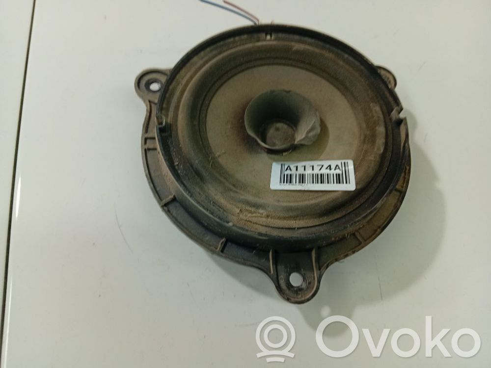 Nissan Primera Altoparlante portiera anteriore 
