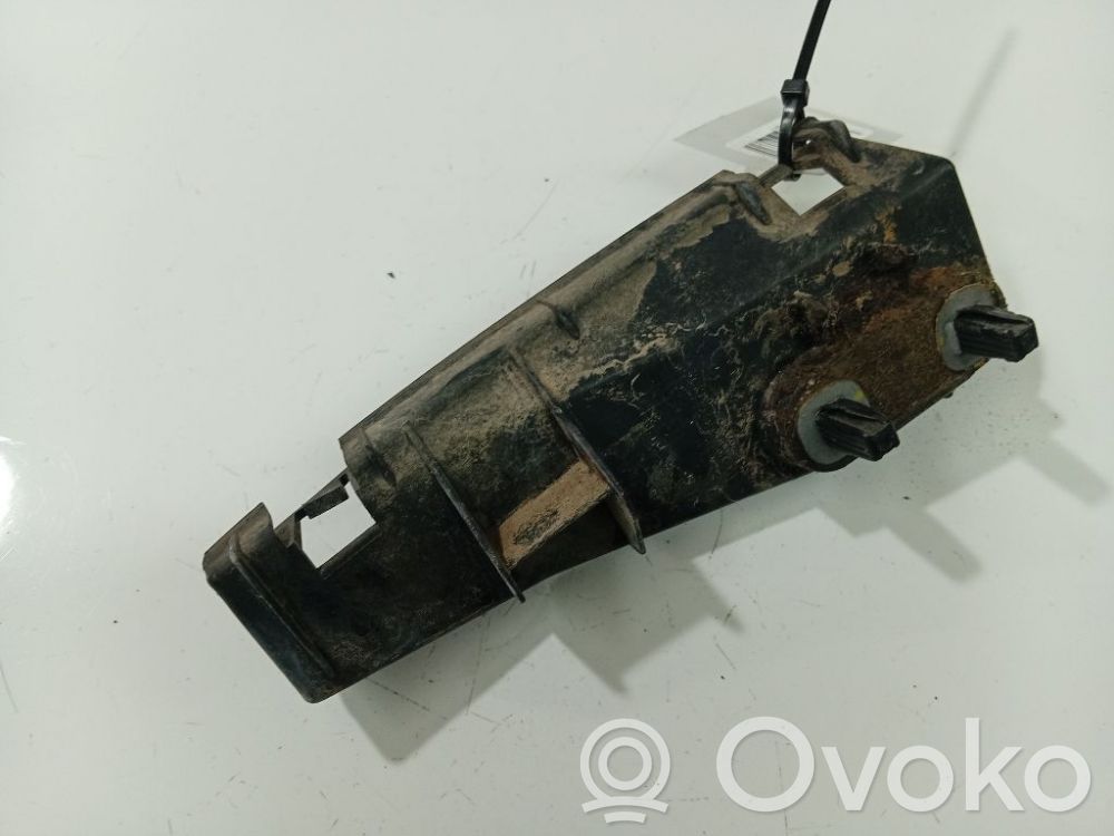 Toyota Corolla Verso AR10 Uchwyt / Mocowanie zderzaka tylnego