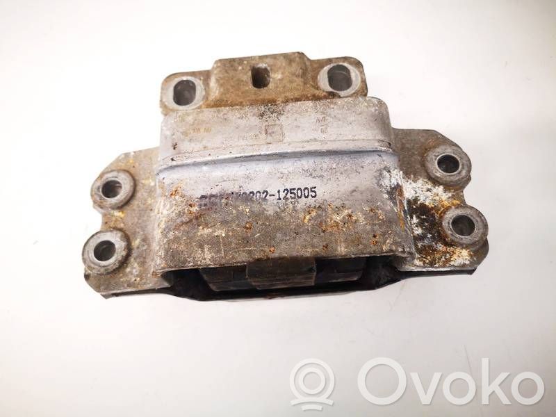 Volkswagen PASSAT B7 Supporto di montaggio del motore 