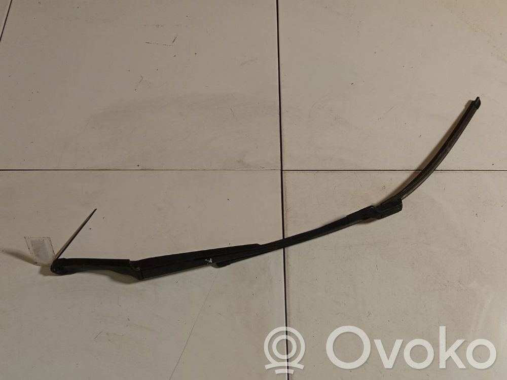 Opel Astra J Braț ștergător față 